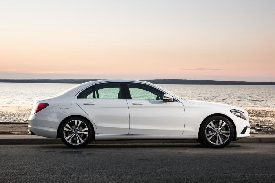  Mercedes-Benz C200 Avantgarde Line (W205) 2018 года  (WW) (фото 39 из 40)
